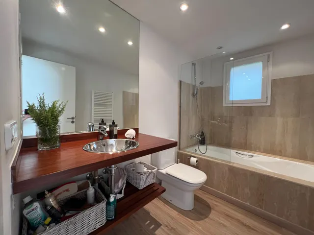 FINCA RÚSTICA EN VENTA CON PISCINA Y JARDÍN — 17