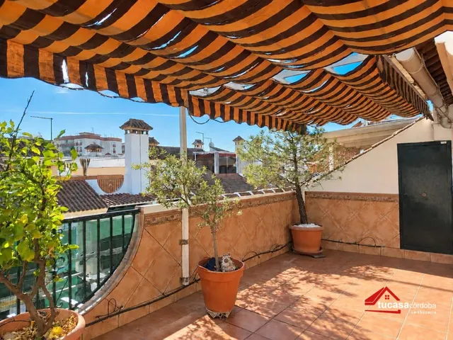Casa en venta en exclusiva en Olivos Borrachos con 4 dormito