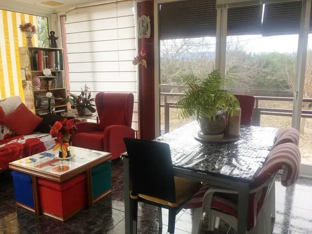 CHALET INDEPENDIENTE EN GRAN PARCELA CON PISCINA A SOLO 400 m. DEL MAR EN ELS POBLETS !! — 10