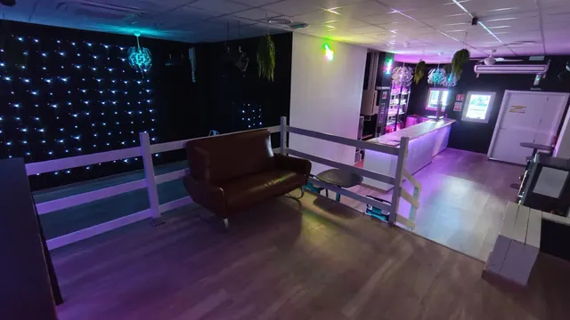 Si Sabes de Hostelería, Sabes lo Que Vale Esto: Pub Insonorizado, Certificado y Listo para Exprimir Hasta las 03:30h — 7
