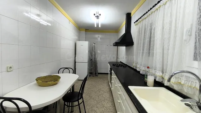 ¡AMPLITUD, LUZ Y 4 habitaciones EN GRANOLLERS! - foto 3