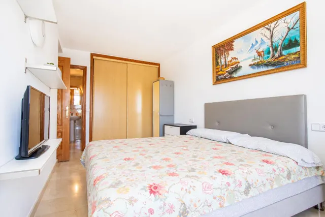 Amplio piso familiar con terraza, parking y trastero en Son Cladera — 23