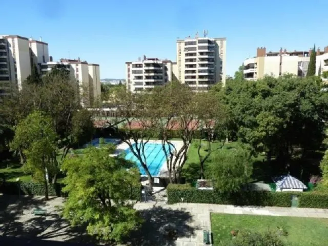 PLAZA DE PARKING EN JEREZ DE LA FRONTERA — 3
