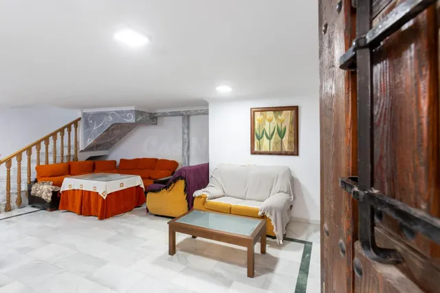 Magnífica casa corazón Almuñécar 7hbt 3 baños...a 5 minutos  - foto 2