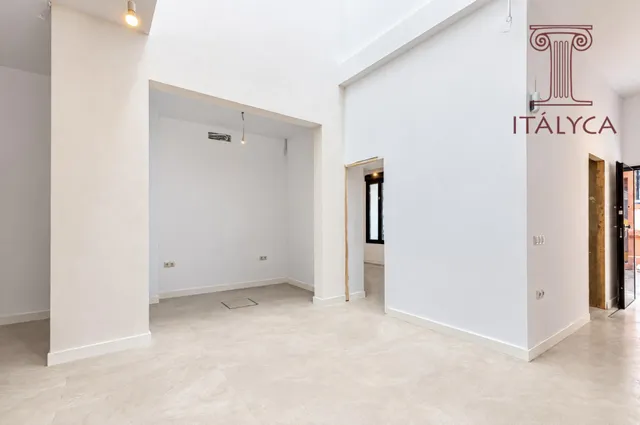 Casa de obra nueva en venta en calle Niño Perdido — 37