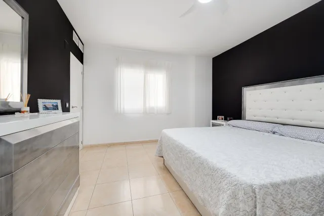 Piso 3 dormitorios 2 baños garaje incluido con ascensor — 22