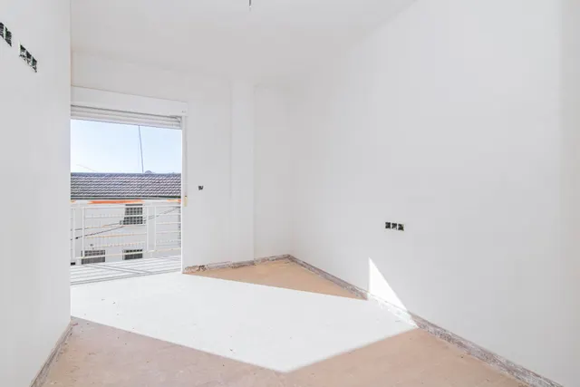 EDIFICIO EN VENTA EN MORALEDA DE ZAFAYONA — 21