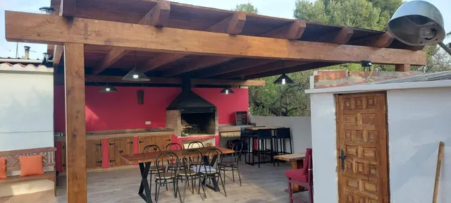 CASA DE CAMPO CON PARCELA AMPLIA Y PISCINA EN LLIRIA — 10