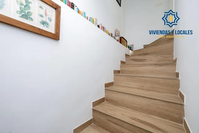 ¡Tu hogar soñado te espera en esta espectacular casa reformada! — 15