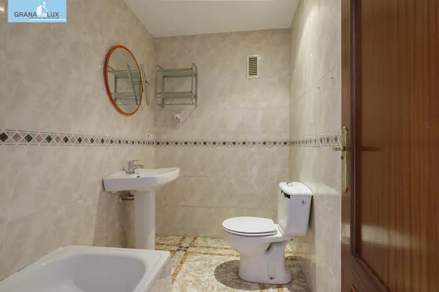 DÚPLEX EN VENTA EN OGIJARES – AMPLITUD, COMODIDAD Y ESPACIOS EXTERIORES — 11