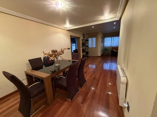 Chalet independiente con 400 m2 construidos, gran parcela y garaje — 6
