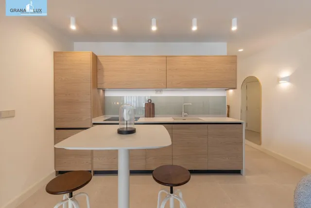 ¡exclusivo apartamento en primera linea de playa con reforma integral de alta gama! — 8