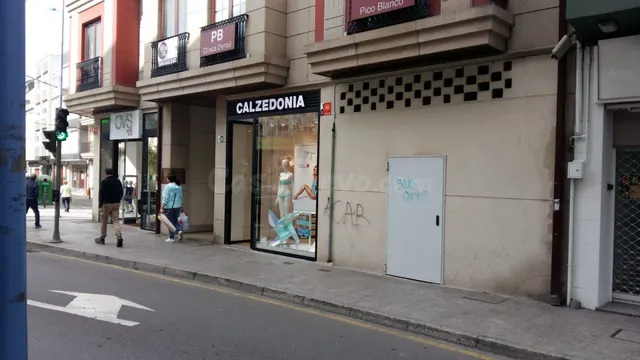 Se alquila bajo Rúa Camiño Novo de Carballo