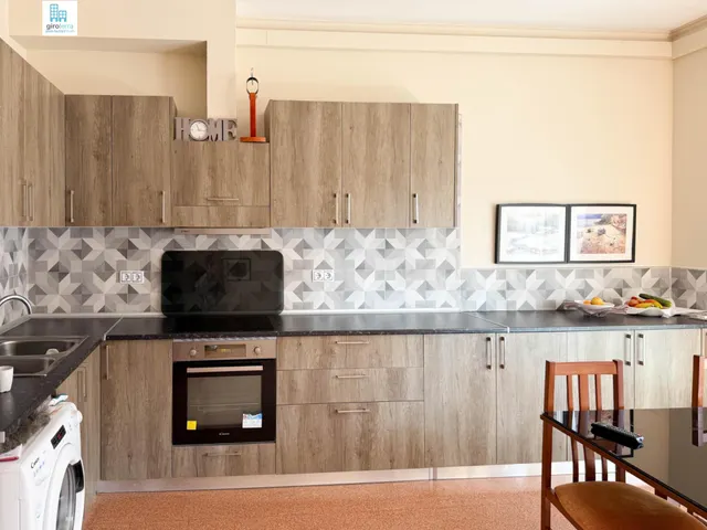 PLANTA BAJA CON GARAJE EN VENTA — 13