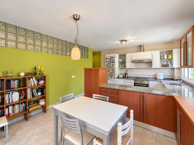 Exclusivo chalet en Portals Nous con 655 m2 de parcela, amplias terrazas y gran potencial — 13