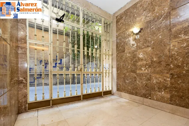 ✨ EXCLUSIVA VIVIENDA REFORMADA EN PLAZA MARIANA PINEDA — 5