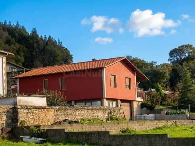 Unifamiliar en venta en Piélagos (Cantabria). Sin posesión (
