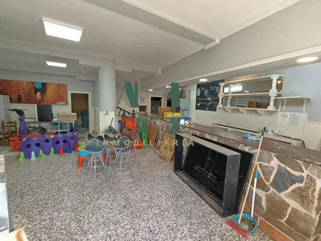 Local en planta baja - Antiguo bar - foto 4
