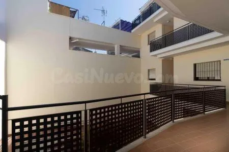 APARTAMENTO CON GARAJE EN PLENO CENTRO - foto 2