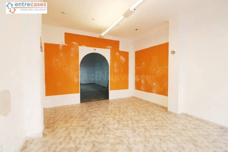 LOCAL COMERCIAL EN 9 DE OCTUBRE