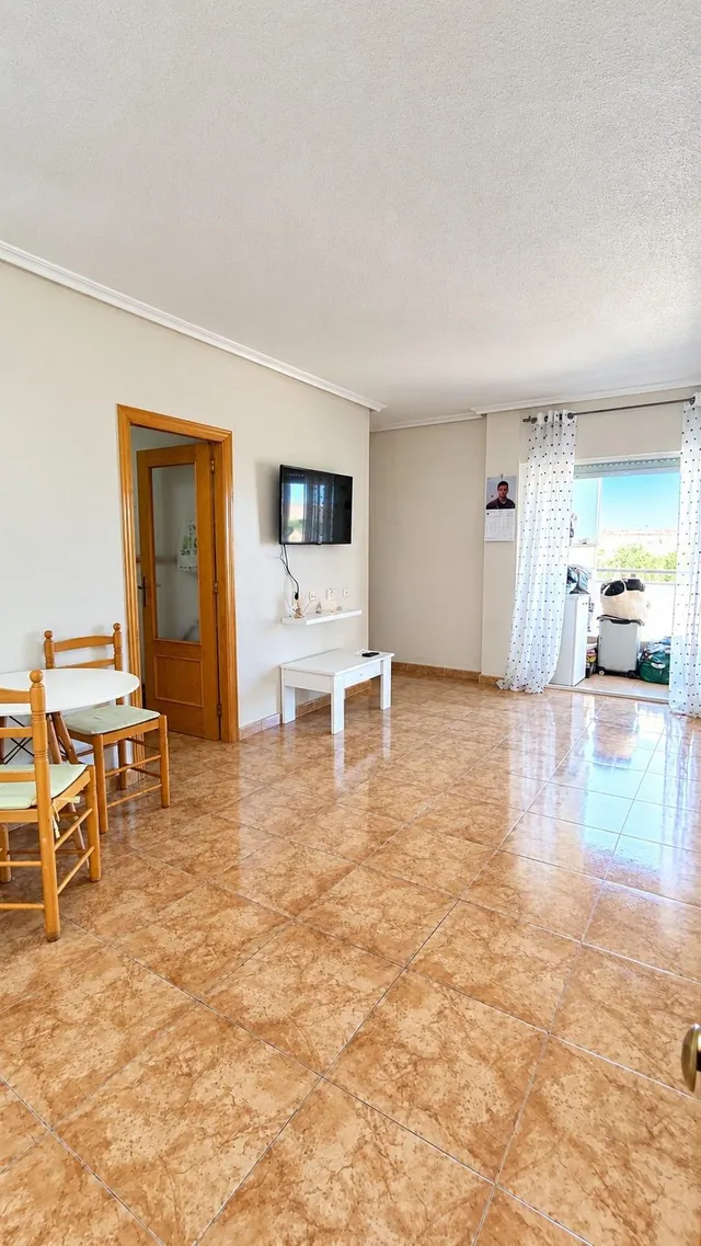 Ático en el centro de Torrevieja — 2