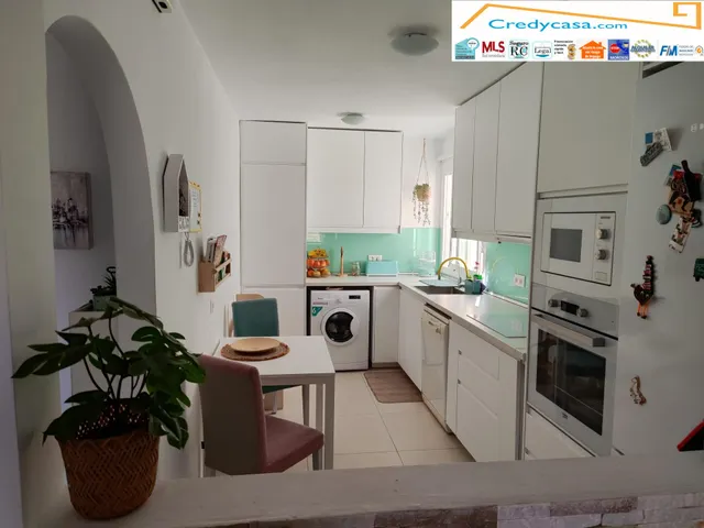 Adeje pueblo. Piso 2 habitaciones, cocina independiente, balcon con vistas, ascensor,. — 5