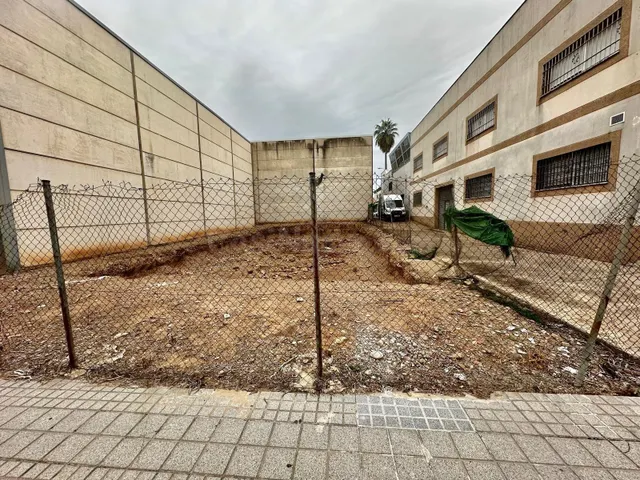 Terreno industrial en venta - Poligono El Granadel — 3