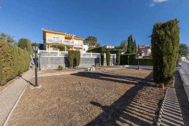 ¡MAGNIFICO CHALET INDEPENDIENTE CON CALIDADES ESPECTACULARES Y PISCINA PRIVADA EN GOJAR! — 49