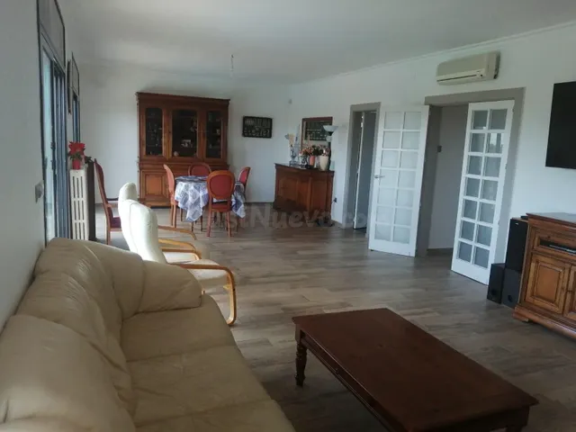Chalet, vistas al mar, piscina y gran terreno de 1650 metros - foto 3