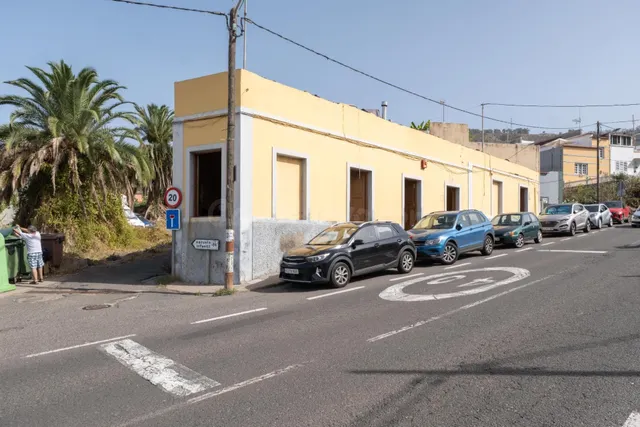 Antiguo restaurante de 123 m2 a reformar en Visvique - Arucas — 2