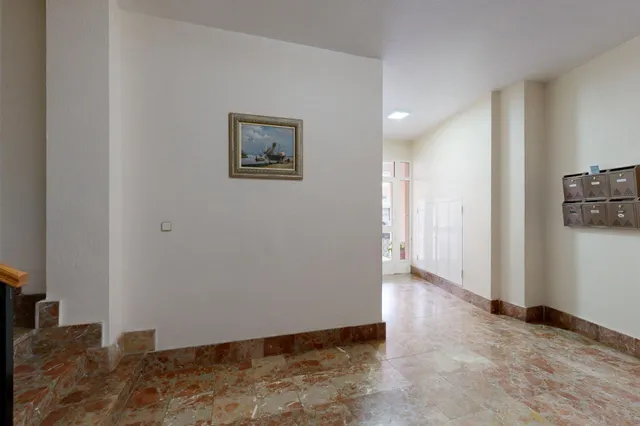 Espacioso piso en Canteras con gran dormitorio principal en suite, patio y plaza de garaje. Cartagena — 49