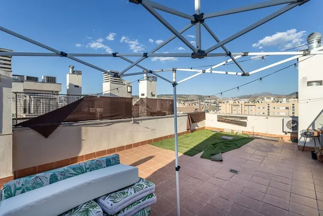 Ático dúplex en Campus de la Salud — 6