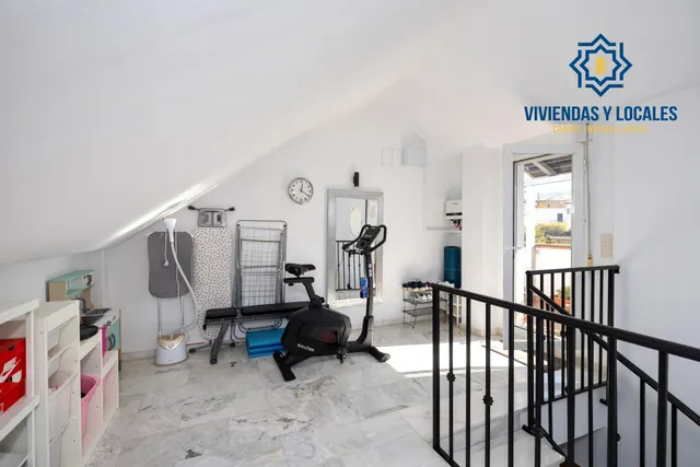 MARAVILLOSA CASA  A POCOS MINUTOS DEL CENTRO DE LA ZUBIA — 37