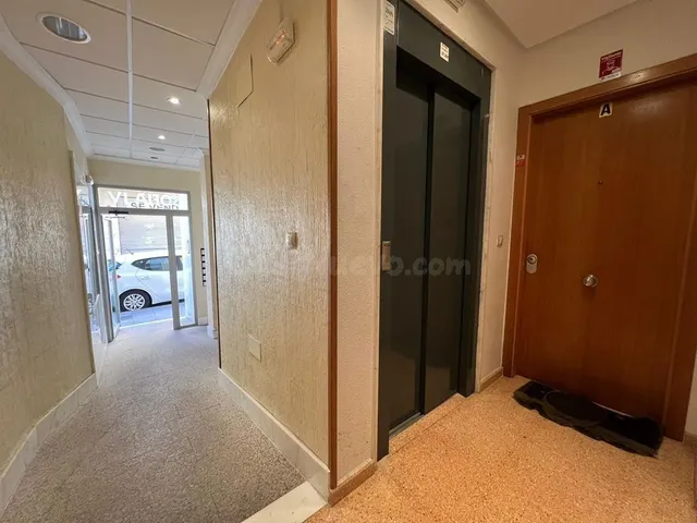 Piso de esquina en el centro de Torrevieja – ¡a solo 400 m del Paseo Marítimo! — 23