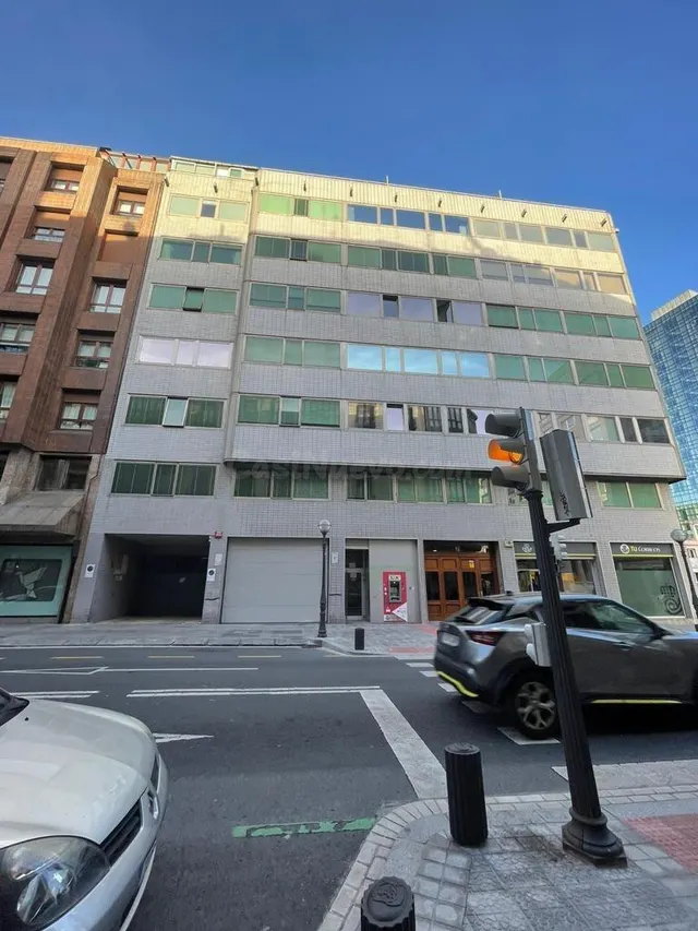 Se Vende Parcela de Garaje en Zona Abando - Ibarra - foto 2