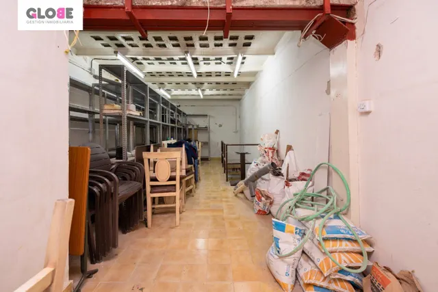 A LA VENTA EDIFICIO EN PLAZA BIB-RAMBLA — 42