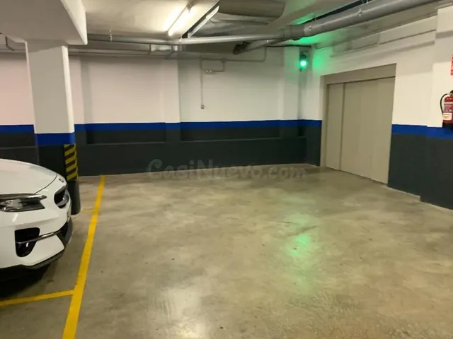 SE VENDE PLAZA DE APARCAMIENTO EN MANRESA - foto 4