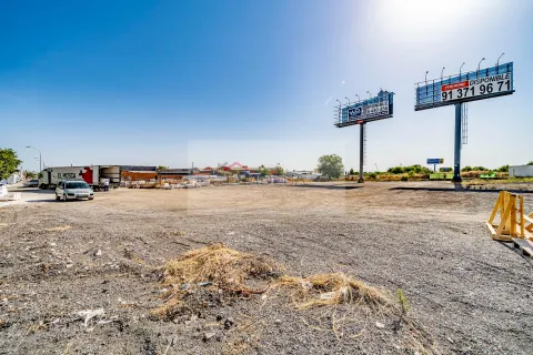 TERRENO BARAJAS 6.460M2 - SUELO TERCIARIO - INDUSTRIAL -HOSPEDAJE