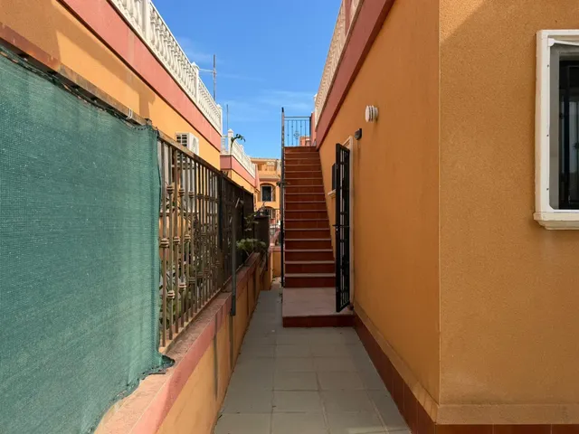 Magnifico chalet con piscina comunitaria, ideal para familias — 7