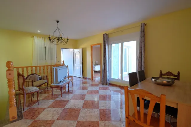 INCREÍBLE VILLA FAMILIAR EN LA MEJOR ZONA — 44