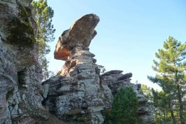 IDEAL INVERSORES - PUEBLO RUSTICO EN HENAREJOS — 11