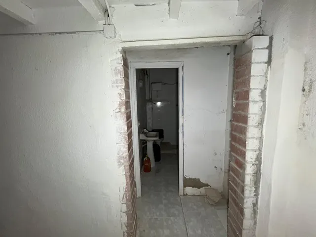 Local en calle Antares con gran altura y 99 m2 — Ideal para tu próximo proyecto — 9
