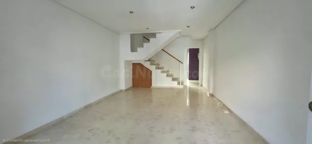 SE VENDE TRIPLEX EN ZONA ALTABIX UNIVERSIDAD — 3