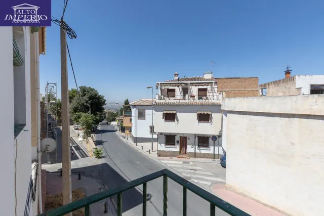 Casa con gran solar — 28
