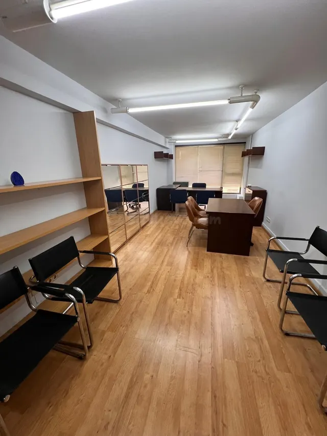 Oficina 30m² en venta - Areal -Rosalía de Castro - foto 3