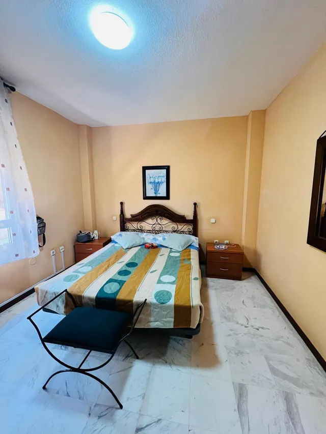 Villa Isabel piso de tres habitaciones , dos baños , garaje y trastero — 6