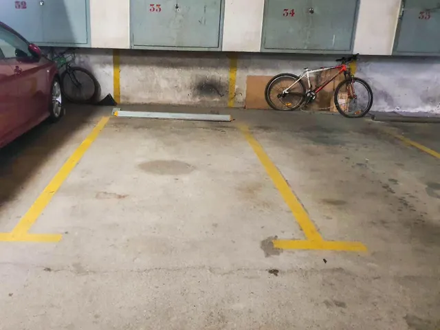 Plaza de parking y trastero a la venta, en El Pla de Martorell — 20