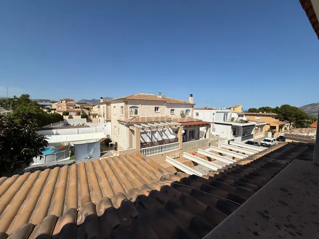 Exclusivo pareado en Pinar de Garaíta de cinco habitaciones — 25