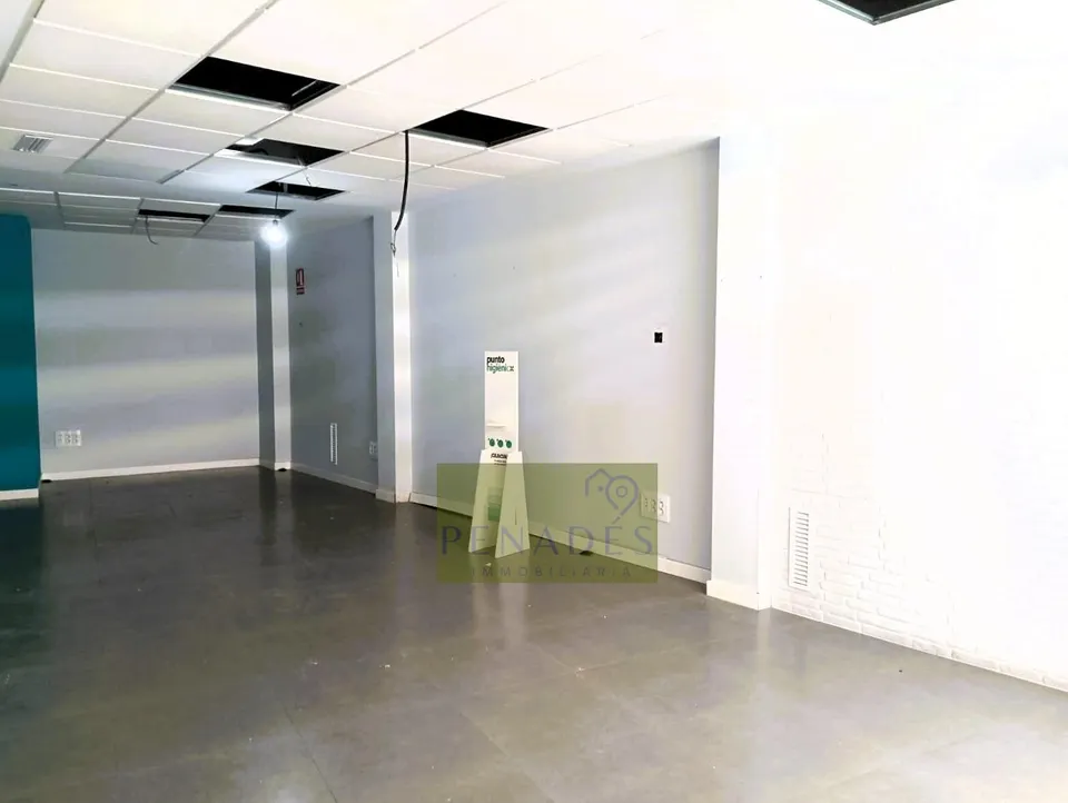 OFICINAS EN MUY BUENA ZONA