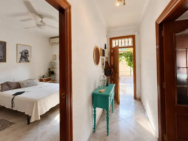 Chalet con piscina en parcela rústica, a tan solo 1,5 km de San Vicente del Raspeig — 35